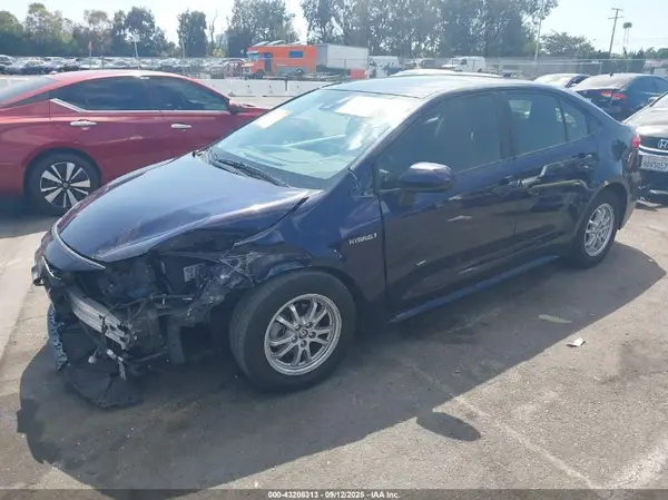 JTDEAMDE0MJ026744 2021 TOYOTA COROLLA - Image 2