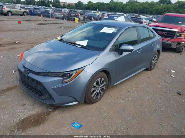 JTDEAMDE0MJ029742 2021 TOYOTA COROLLA - Image 2