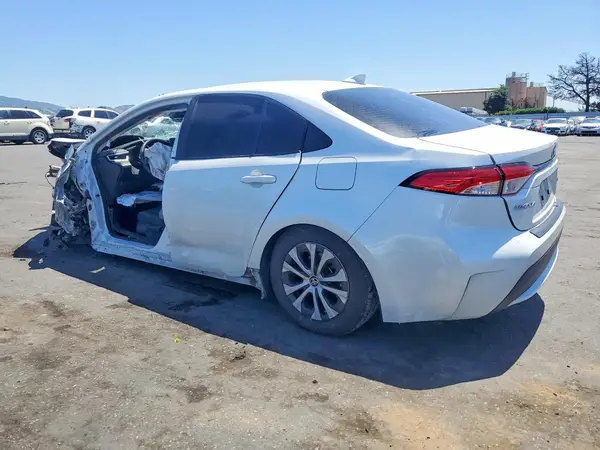 JTDEAMDE0N3009349 2022 TOYOTA COROLLA - Image 2