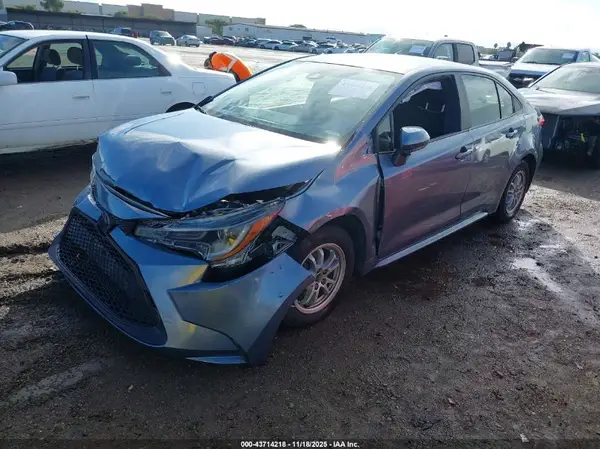 JTDEAMDE0N3010081 2022 TOYOTA COROLLA - Image 2
