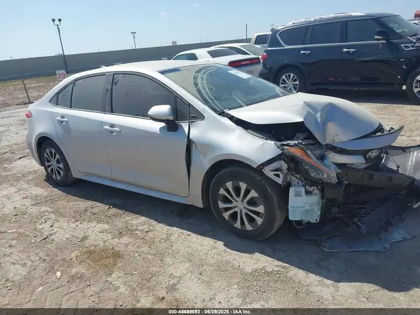 JTDEAMDE0NJ038846 2022 TOYOTA COROLLA - Image 1