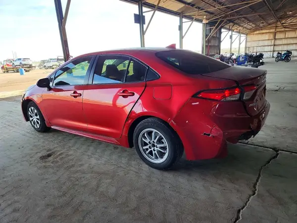 JTDEAMDE1MJ003487 2021 TOYOTA COROLLA - Image 2