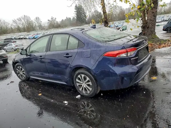 JTDEAMDE1MJ013761 2021 TOYOTA COROLLA - Image 2