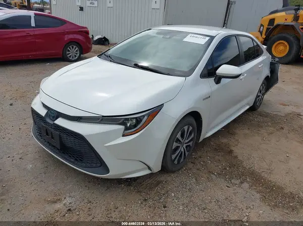 JTDEAMDE1MJ013775 2021 TOYOTA COROLLA - Image 2