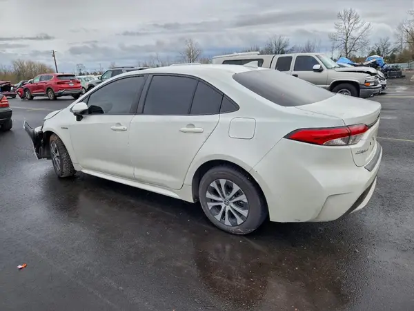 JTDEAMDE1MJ014649 2021 TOYOTA COROLLA - Image 2