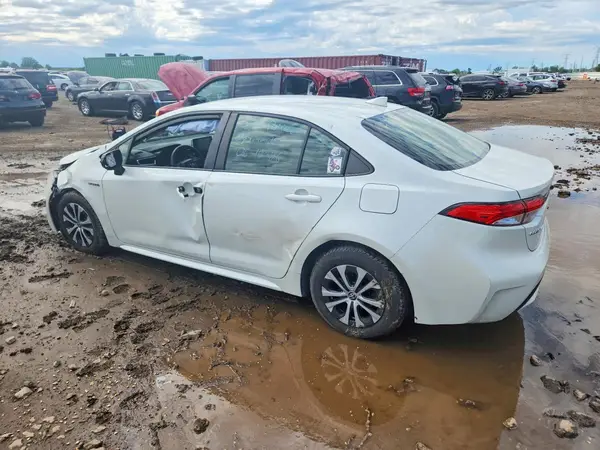 JTDEAMDE1MJ032892 2021 TOYOTA COROLLA - Image 2
