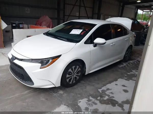 JTDEAMDE1N3001096 2022 TOYOTA COROLLA - Image 2