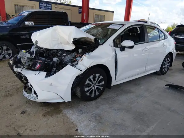 JTDEAMDE1N3001342 2022 TOYOTA COROLLA - Image 2