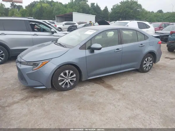 JTDEAMDE1N3006105 2022 TOYOTA COROLLA - Image 2