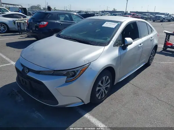 JTDEAMDE1N3006153 2022 TOYOTA COROLLA - Image 2