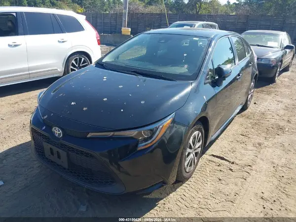 JTDEAMDE1NJ045725 2022 TOYOTA COROLLA - Image 2