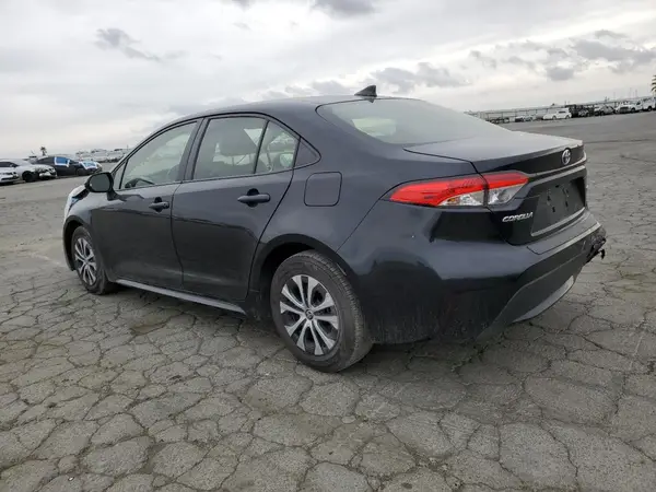 JTDEAMDE1NJ057454 2022 TOYOTA COROLLA - Image 2