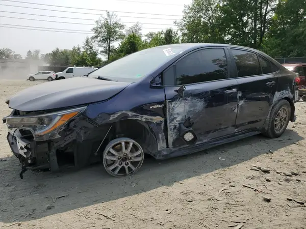 JTDEAMDE2MJ003711 2021 TOYOTA COROLLA - Image 1