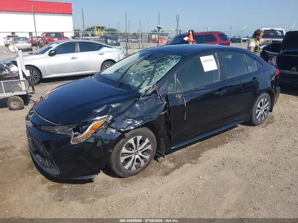 JTDEAMDE2MJ006401 2021 TOYOTA COROLLA - Image 2