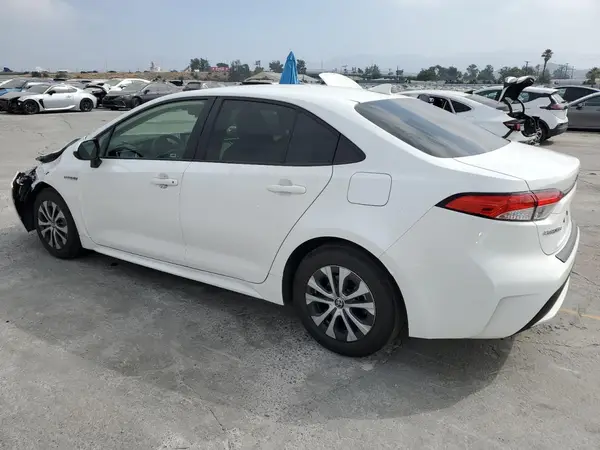 JTDEAMDE2MJ010349 2021 TOYOTA COROLLA - Image 2