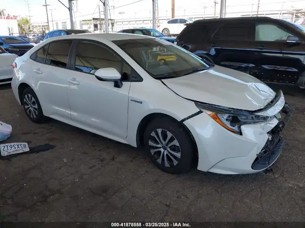 JTDEAMDE2MJ010982 2021 TOYOTA COROLLA - Image 1