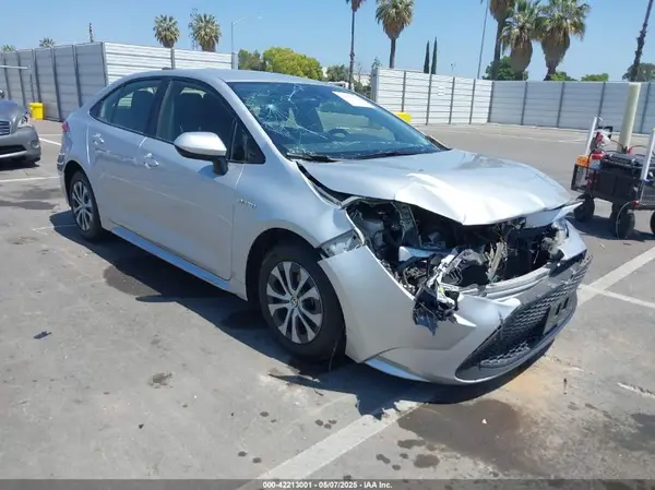 JTDEAMDE2MJ011078 2021 TOYOTA COROLLA - Image 1