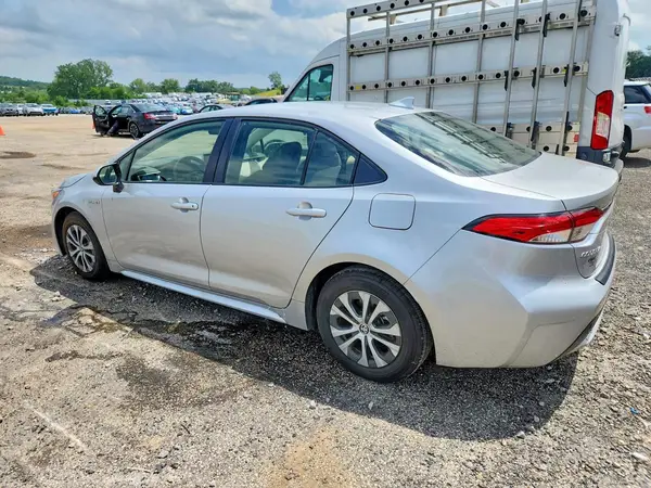 JTDEAMDE2MJ013395 2021 TOYOTA COROLLA - Image 2