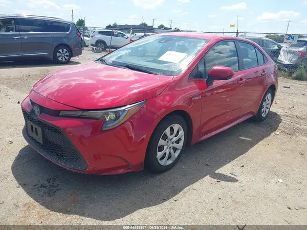 JTDEAMDE2MJ015177 2021 TOYOTA COROLLA - Image 2