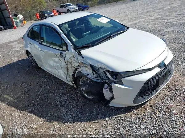 JTDEAMDE2MJ021853 2021 TOYOTA COROLLA - Image 1