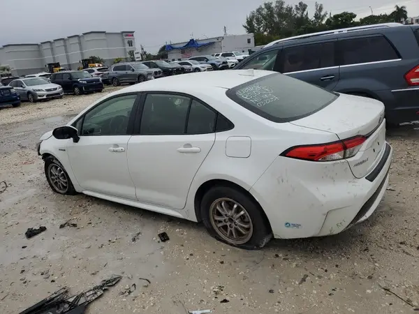 JTDEAMDE2MJ032237 2021 TOYOTA COROLLA - Image 2
