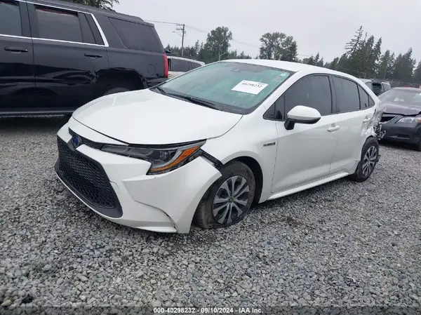 JTDEAMDE2MJ033727 2021 TOYOTA COROLLA - Image 2