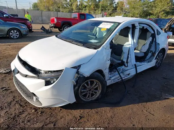 JTDEAMDE2N3004329 2022 TOYOTA COROLLA - Image 2