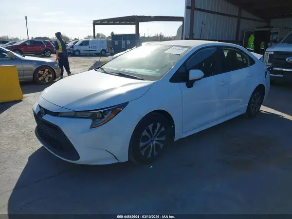 JTDEAMDE2N3011586 2022 TOYOTA COROLLA - Image 2