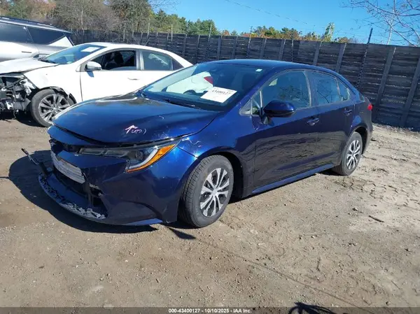 JTDEAMDE2NJ052165 2022 TOYOTA COROLLA - Image 2