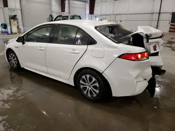 JTDEAMDE3MJ007668 2021 TOYOTA COROLLA - Image 2