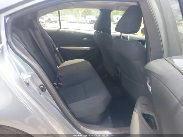 JTDEAMDE3MJ009288 2021 TOYOTA COROLLA - Image 8