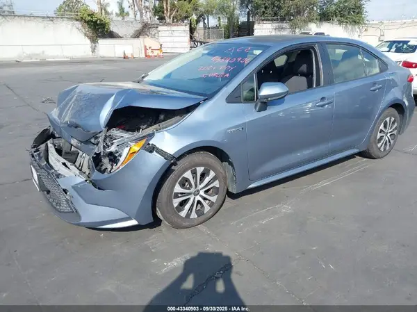 JTDEAMDE3MJ014894 2021 TOYOTA COROLLA - Image 2