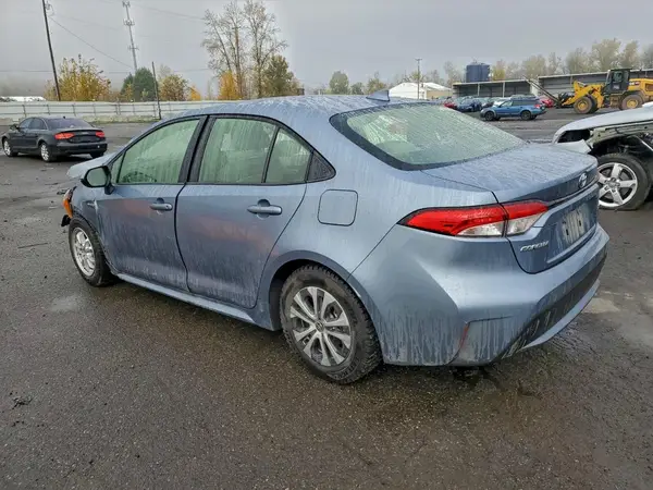 JTDEAMDE3MJ015494 2021 TOYOTA COROLLA - Image 2