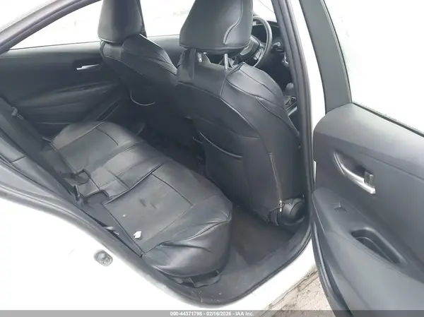 JTDEAMDE3MJ015835 2021 TOYOTA COROLLA - Image 8