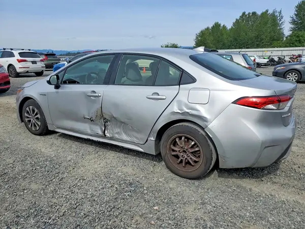 JTDEAMDE3MJ015849 2021 TOYOTA COROLLA - Image 2