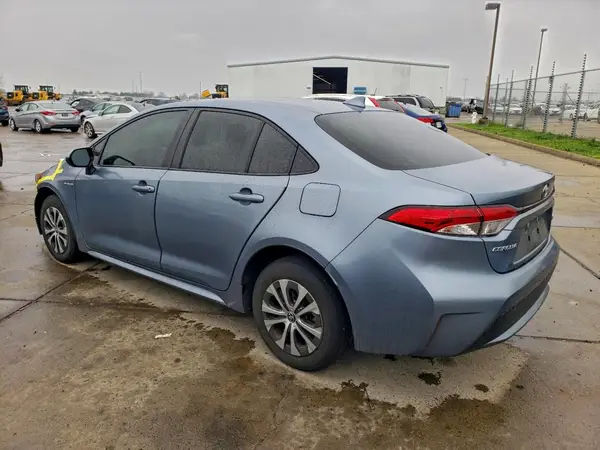 JTDEAMDE3MJ015916 2021 TOYOTA COROLLA - Image 2
