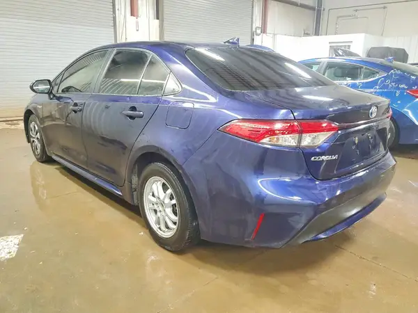 JTDEAMDE3MJ021229 2021 TOYOTA COROLLA - Image 2