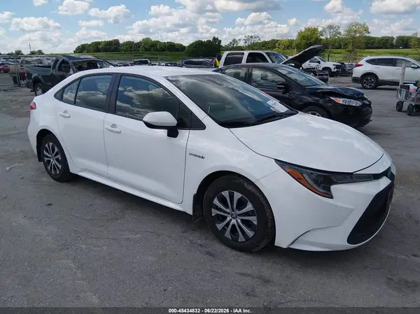 JTDEAMDE3MJ022042 2021 TOYOTA COROLLA - Image 1