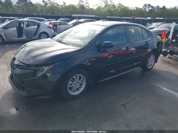 JTDEAMDE3MJ025426 2021 TOYOTA COROLLA - Image 2