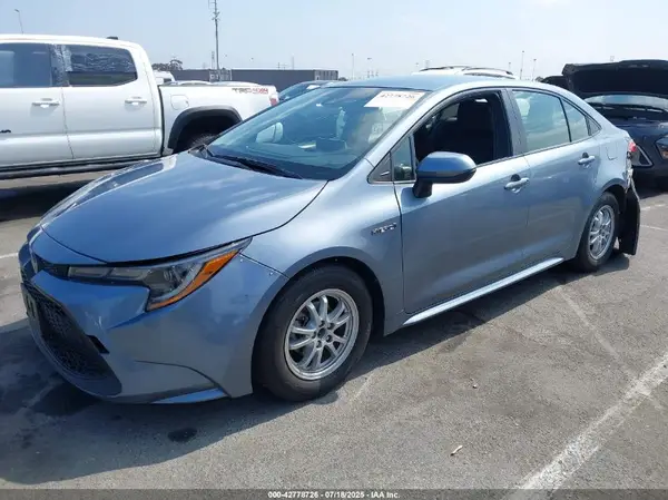 JTDEAMDE3MJ027855 2021 TOYOTA COROLLA - Image 2