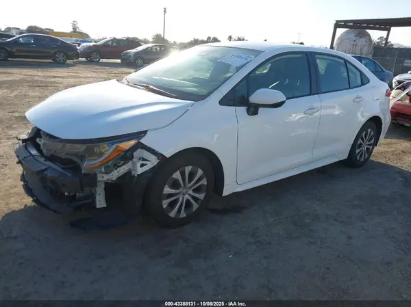 JTDEAMDE3N3000578 2022 TOYOTA COROLLA - Image 2
