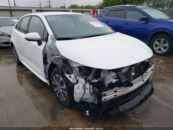 JTDEAMDE3N3001164 2022 TOYOTA COROLLA - Image 1