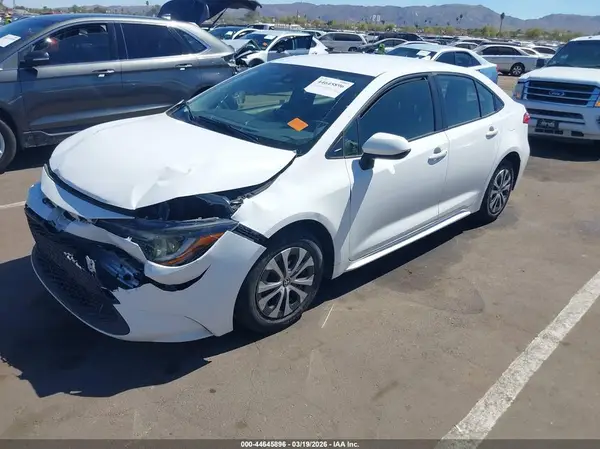 JTDEAMDE3N3003318 2022 TOYOTA COROLLA - Image 2