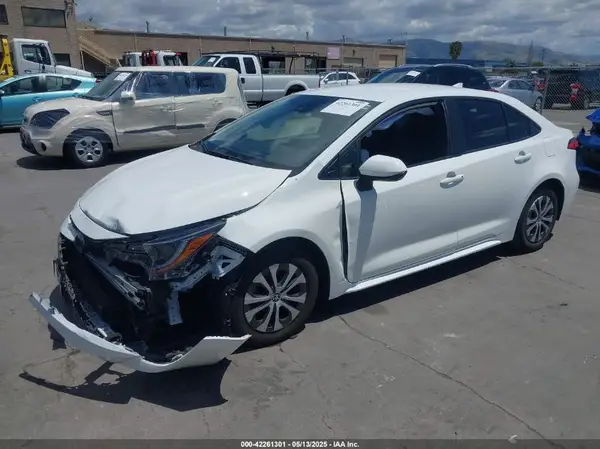 JTDEAMDE3N3003853 2022 TOYOTA COROLLA - Image 2