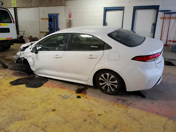 JTDEAMDE3N3003934 2022 TOYOTA COROLLA - Image 2