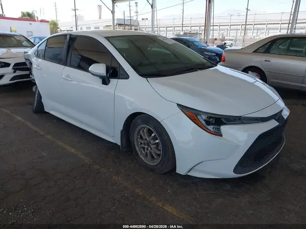 JTDEAMDE3N3005215 2022 TOYOTA COROLLA - Image 1