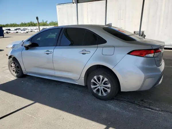 JTDEAMDE3N3009877 2022 TOYOTA COROLLA - Image 2