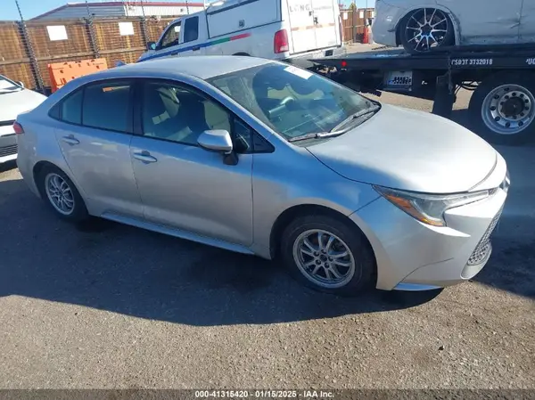 JTDEAMDE3NJ043314 2022 TOYOTA COROLLA - Image 1