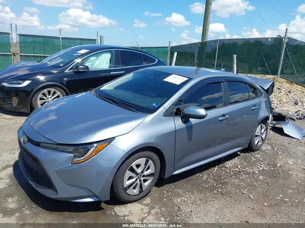 JTDEAMDE3NJ055124 2022 TOYOTA COROLLA - Image 2
