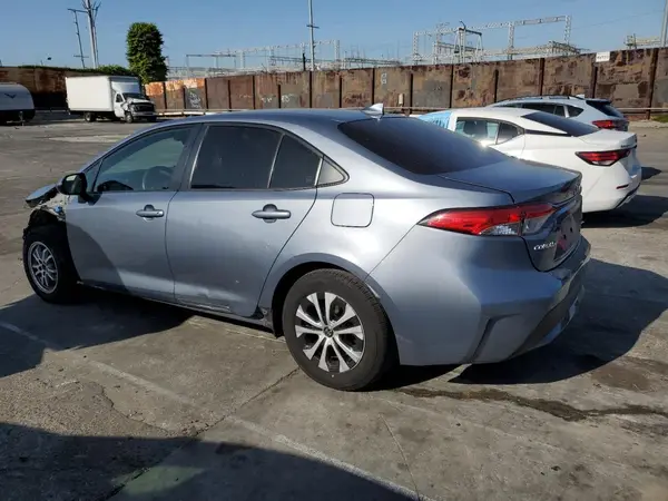 JTDEAMDE3NJ057035 2022 TOYOTA COROLLA - Image 2